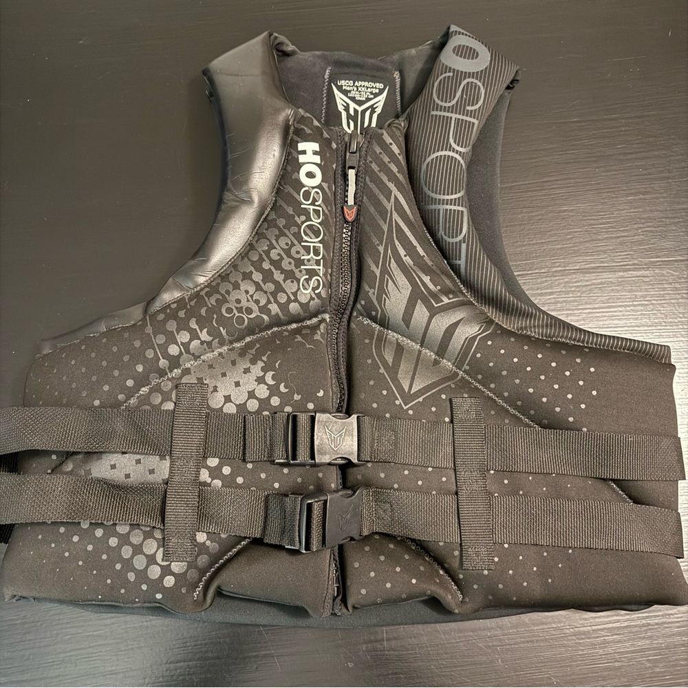HO Sports Black Life Vest‎ XXL